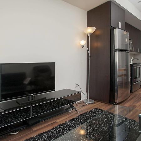Life Suites Luxury Downtown Condos Toronto Esterno foto