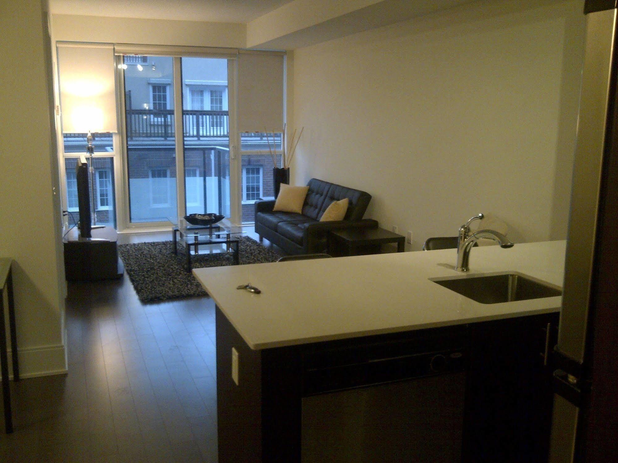Life Suites Luxury Downtown Condos Toronto Esterno foto