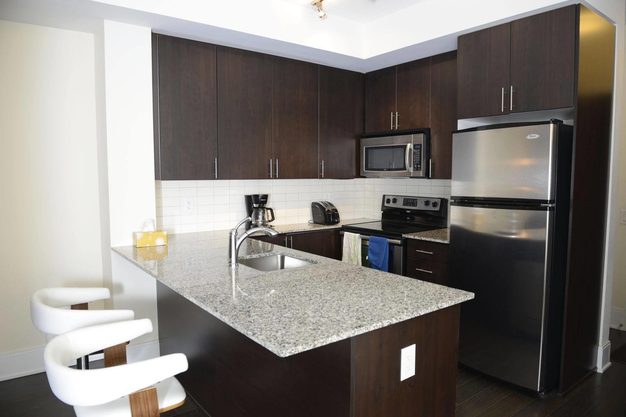 Life Suites Luxury Downtown Condos Toronto Esterno foto