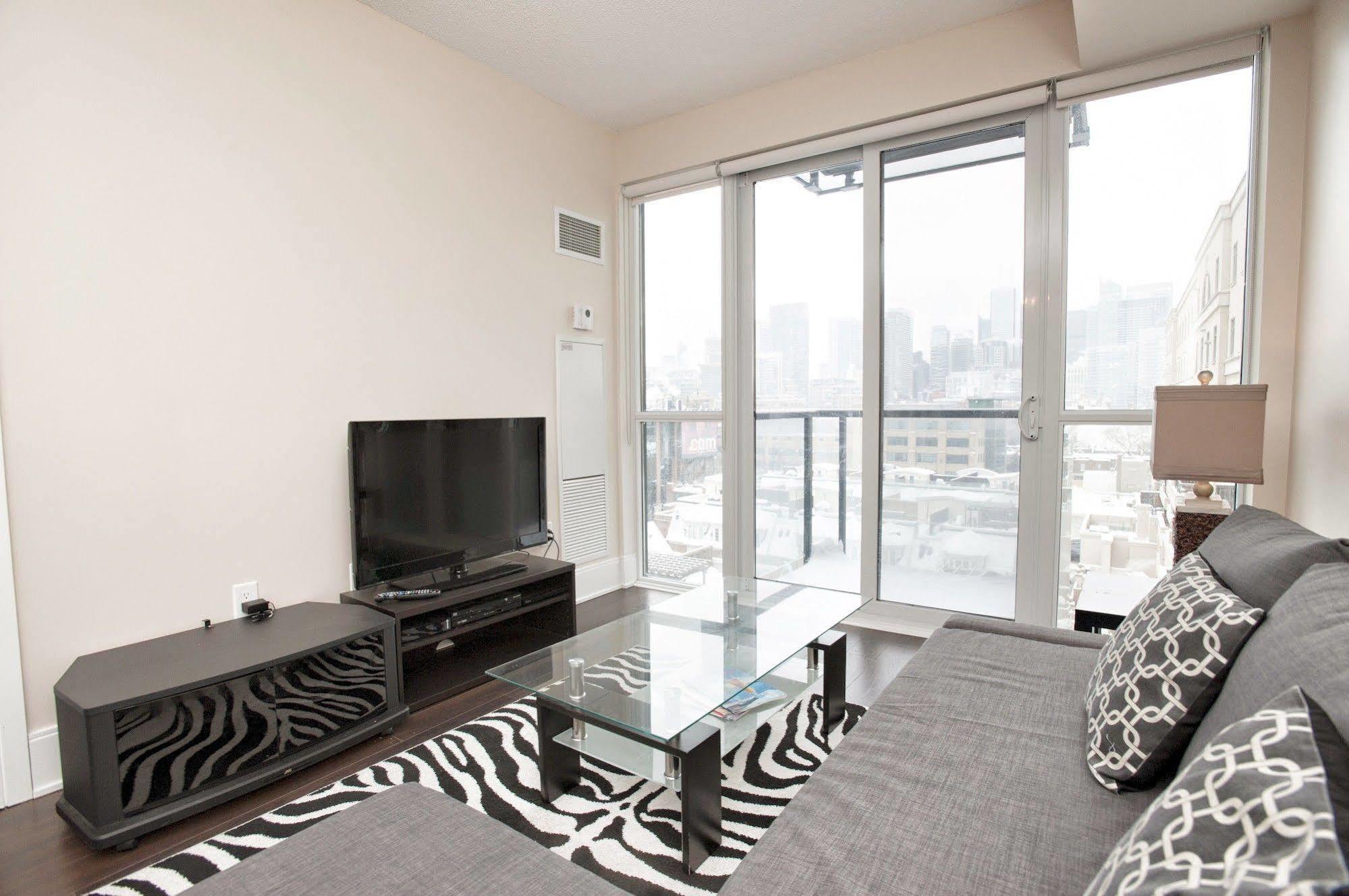Life Suites Luxury Downtown Condos Toronto Esterno foto