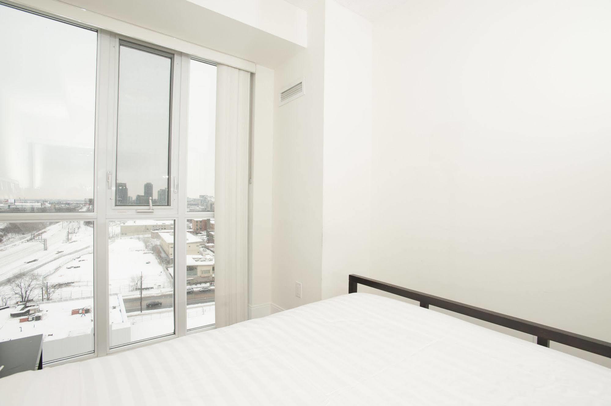 Life Suites Luxury Downtown Condos Toronto Esterno foto